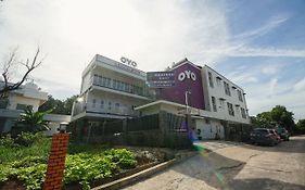 OYO 270 Madinah Residence Syariah
